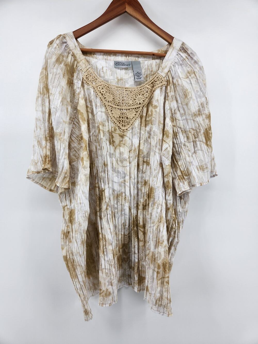 Liz & Me for Catherines Women's 3X Short Sleeve Crinkle Blouse White Beige
